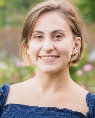 Photo of Maddy Trenholm, Clinical Social Work/Therapist, MSW, LICSW