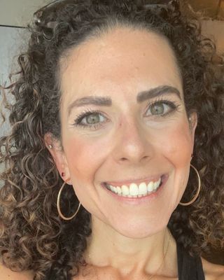 Photo of Kirsten Miles, Clinical Social Work/Therapist, CCFP, LCSW