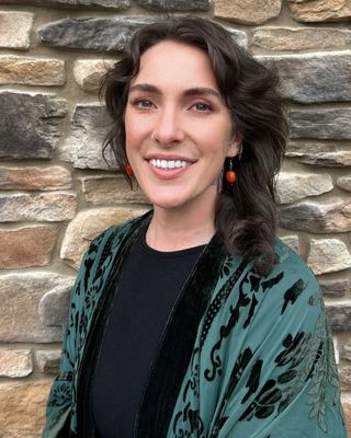 Photo of Emily Fischer, Clinical Social Work/Therapist, MSW, LISW