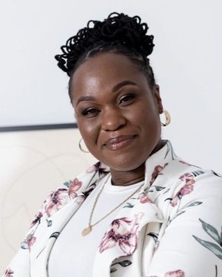 Photo of Renee Robinson, Registered Social Worker, MSW, BSW, RSW