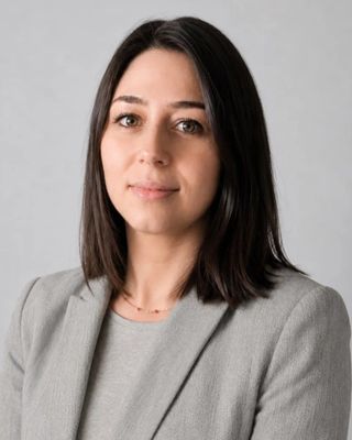 Photo of Lisa Marini, Psychotherapist, MSc, MBABCP