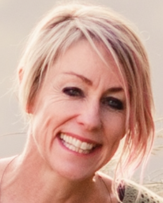 Photo of Wendy Robyn Corfe, Psychologist, MA, HCPC - Couns. Psych.