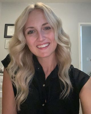 Photo of Alaina Lovett, Licensed Master Social Worker, LMSW