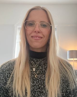 Photo of Ceri Jones, Counsellor, MNCPS Acc.