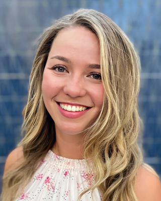 Photo of Julia Hollowell, Marriage & Family Therapist, LMFT