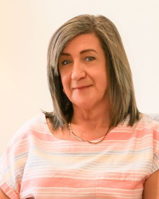 Photo of Louise Wright, Psychotherapist, MBACP
