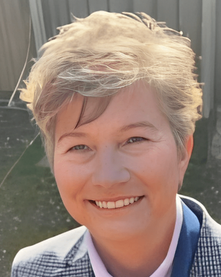 Photo of Claudia McFarland, Marriage & Family Therapist, LMFT