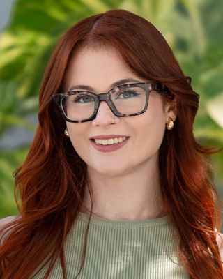 Photo of Nicole San Martin, Pre-Licensed Professional, BA, MS, RMHC-I