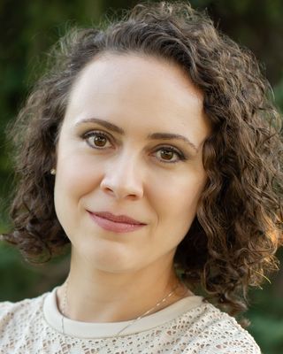 Photo of Fabiana Nasciutti, Registered Psychotherapist (Qualifying), Ed D, M Psyc