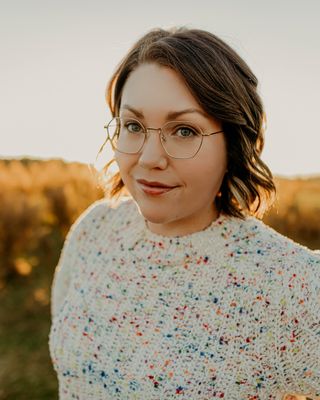 Photo of Randi Davis, Counselor, APC