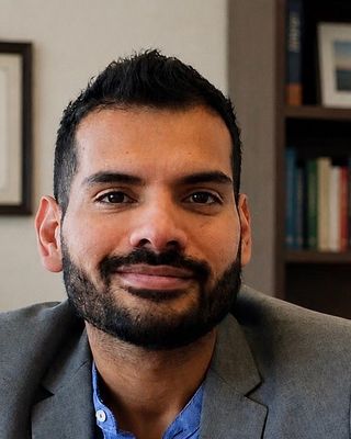 Photo of Omar A. Valenzuela, Pre-Licensed Professional