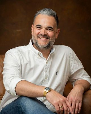 Photo of Sam Frearson, Counsellor, MBACP Accred