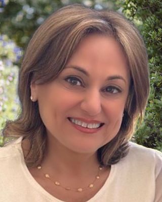 Photo of Ladan Hannani Safvati, Marriage & Family Therapist, LMFT, ATR