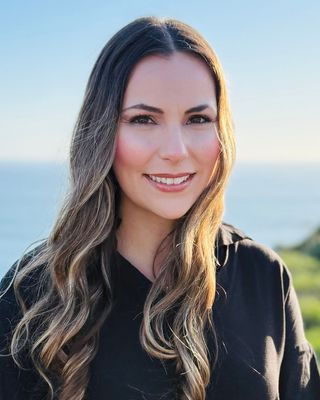 Photo of Kendall Raymond, Marriage & Family Therapist, MS, LMFT