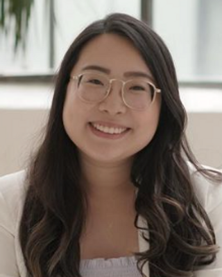 Photo of Ariette Hung | Noun Therapy (Online Only), Registered Psychotherapist (Qualifying) in Toronto, ON