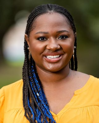 Photo of Nadie Roberson, Counselor in Golf View, Tampa, FL