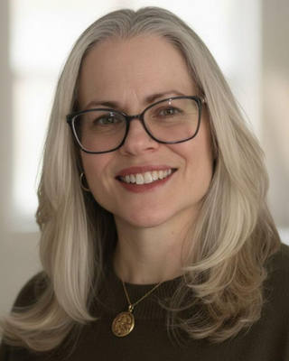 Photo of Lynn Falk, Licensed Professional Counselor, LPC