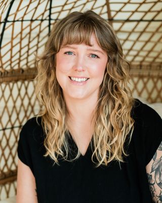 Photo of Ivy Hageman, Clinical Social Work/Therapist, LMSW, RYT-200