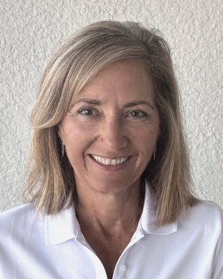 Photo of Rita Kanareff, Licensed Professional Clinical Counselor, LPCC-S, LPAT, ATR
