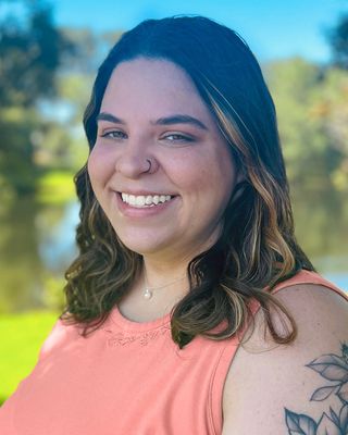 Photo of Emmy Causseaux, Registered Mental Health Counselor Intern in Florida Center, Orlando, FL