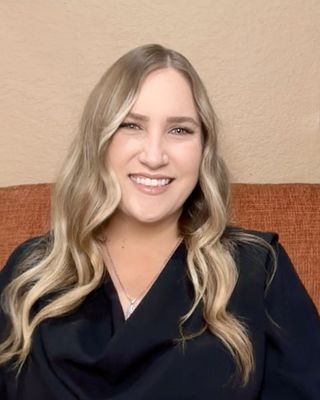 Photo of Pinnellopii Santoro, Marriage & Family Therapist, LMFT