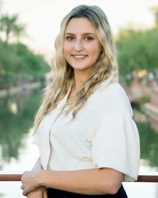 Photo of Christie Powers, Clinical Social Work/Therapist, LMSW