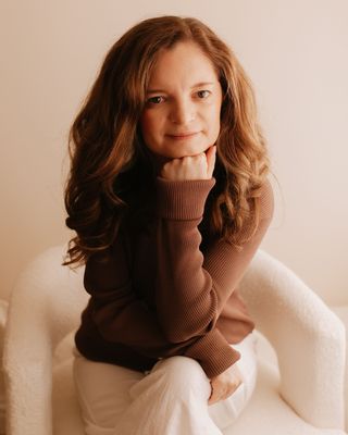 Photo of Hannah Searles, Counsellor, MBACP