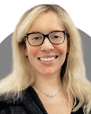 Photo of Hayley Fisher Rochwerg, Registered Psychotherapist, MA, RP