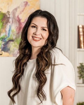 Photo of Nohemi Garcia-Roberts, Marriage & Family Therapist, MA, LMFT , LPC