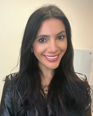 Photo of Linda M Bazzi, Clinical Social Work/Therapist, LLMSW, CNC