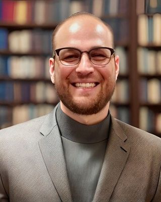 Photo of Erik Larson, Licensed Social Worker, LSW, MSW, Pre DSW