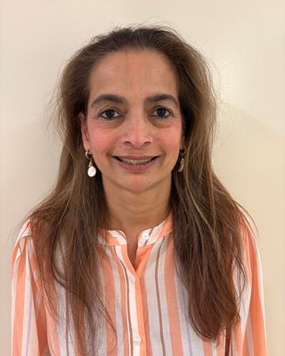 Photo of Maya Christianne Peris, Psychiatrist, MD