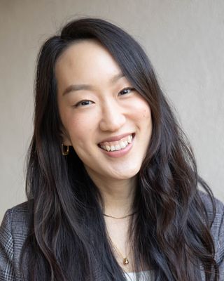 Photo of Faith Yoo, Marriage & Family Therapist in Wilshire Center, Los Angeles, CA