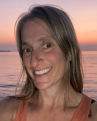 Photo of Mara Yamshon, Clinical Social Work/Therapist, LCSW
