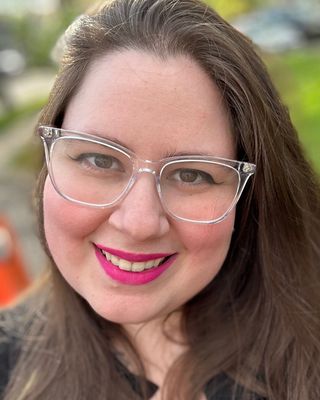 Photo of Alicia Pinelli, Registered Social Worker, RSW, MSW