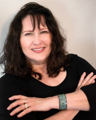 Photo of Rae Reardon - Rae Reardon, Clinical Social Work/Therapist, LCSW