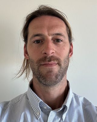 Photo of Tom Wilkinson, Psychotherapist, MBABCP
