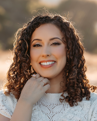 Photo of Liliana Lomeli, Clinical Social Work/Therapist, LCSW