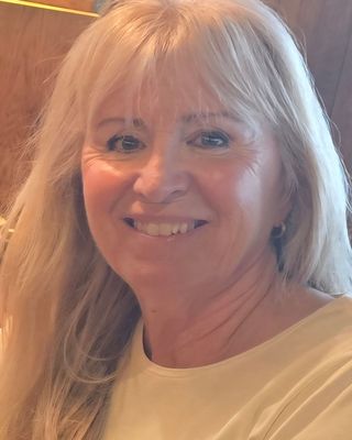 Photo of Sidona Lynch, Counsellor, BA PSY, CBT Sp, EFT Sp, EFTCpls, PalCare