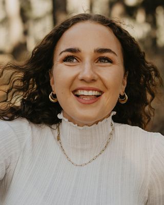Photo of Rouxlé Koekemoer - Rouxlé Koekemoer Counselling, Registered Counsellor, BSocSci Hons