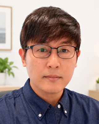 Photo of Pyowook Han - Pyowook Han Anxiety & Relationships Specialist, Pre-Licensed Professional, MSW
