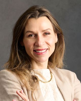 Photo of Livia Freier - Dr. Livia Freier, Psychologist, PhD