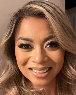 Photo of Wendy Nguyen, Clinical Social Work/Therapist, LCSW