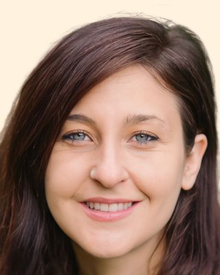Photo of Lindsay Woodward, Counselor, LCPC