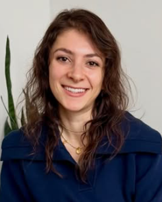 Photo of Amanda Bolos, Pre-Licensed Professional