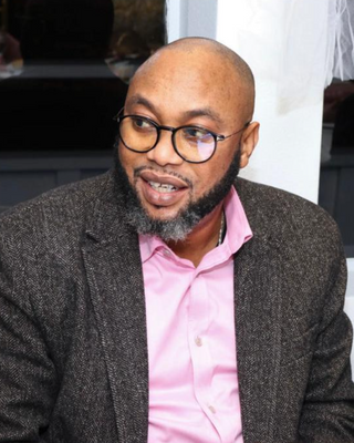 Photo of Isaac Oke, Psychiatric Nurse Practitioner, PMHNP