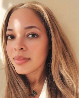 Photo of Domonique Louis, Psychiatric Nurse Practitioner, PMHNP