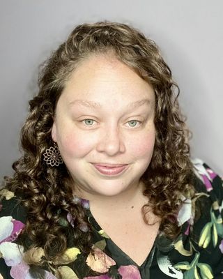Photo of Lauren Roberts, Clinical Social Work/Therapist, LICSW