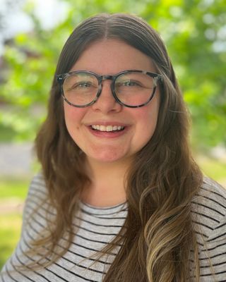 Photo of Shiloh Oglesby, Clinical Social Work/Therapist, MSW, CSW