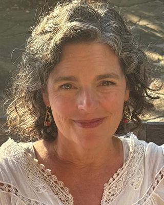 Photo of Clare Trimbur, Psychologist, PsyD